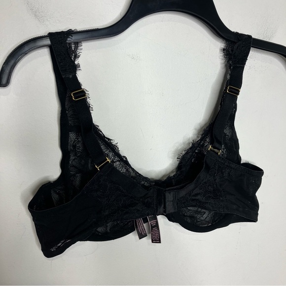 Elegant Black Lace Bra - Picture 4 of 4